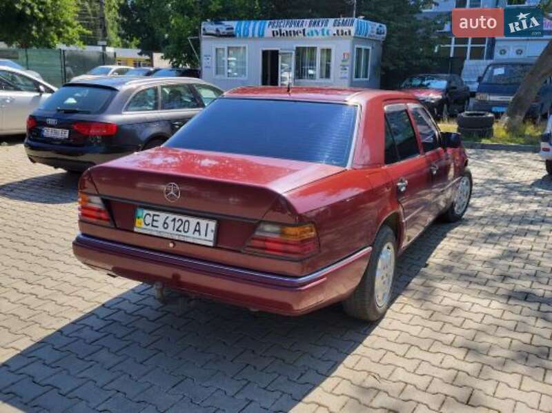 Седан Mercedes-Benz E-Class 1992 в Чернівцях фото 5 Седан Mercedes-Benz E-Class 1992 в Чернівцях