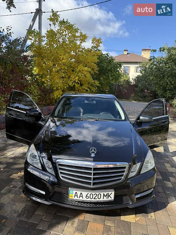 Mercedes-Benz E-Class 2012