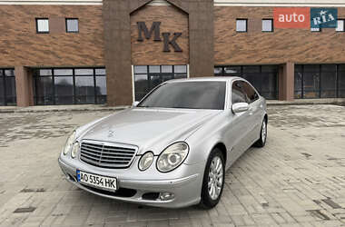 Седан Mercedes-Benz E-Class 2003 в Мукачевому