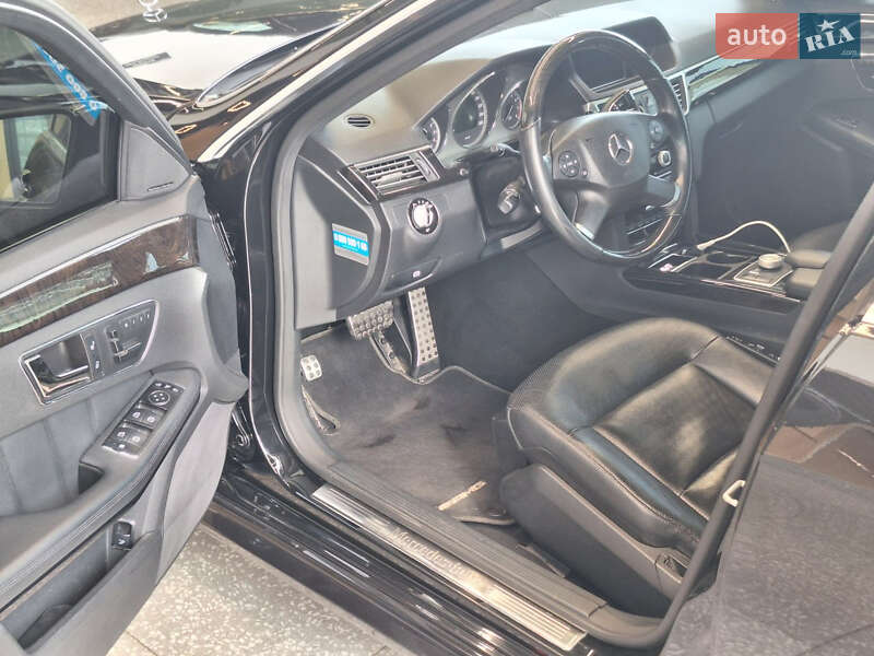 Седан Mercedes-Benz E-Class 2009 в Одесі
