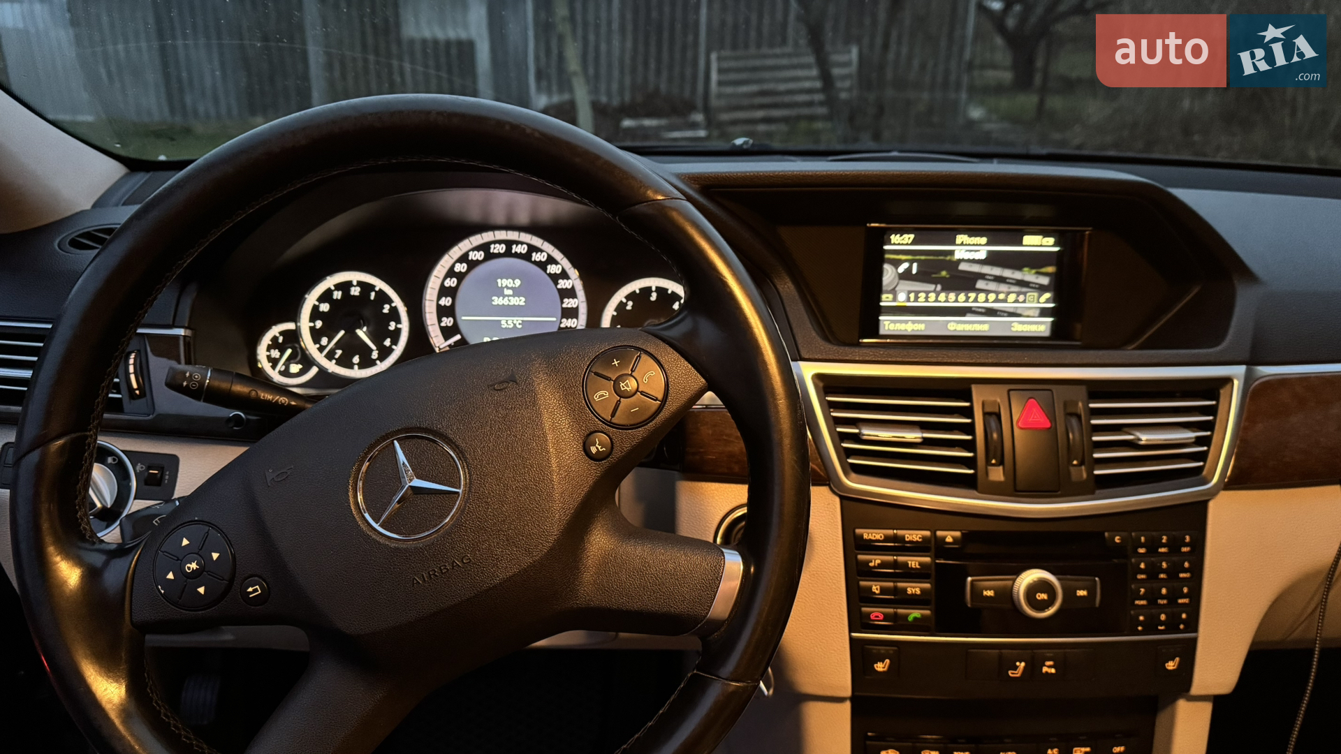 2010 Mercedes-Benz E-klasse - мініатюра 12