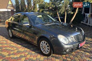 Седан Mercedes-Benz E-Class 2008 в Луцке