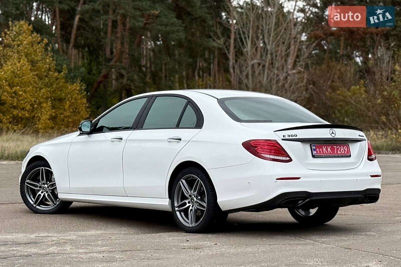 Седан Mercedes-Benz E-Class 2020 в Києві