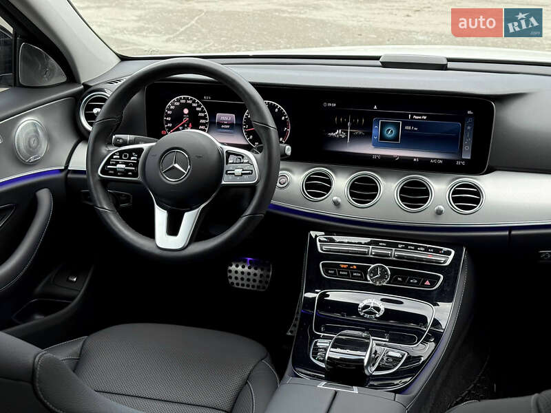 Седан Mercedes-Benz E-Class 2020 в Києві