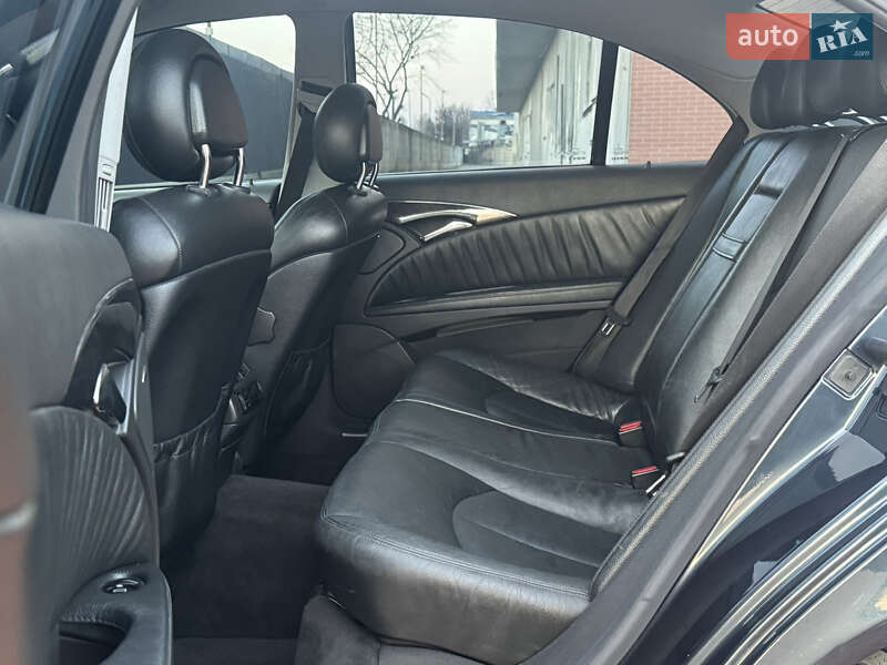 Седан Mercedes-Benz E-Class 2002 в Одесі