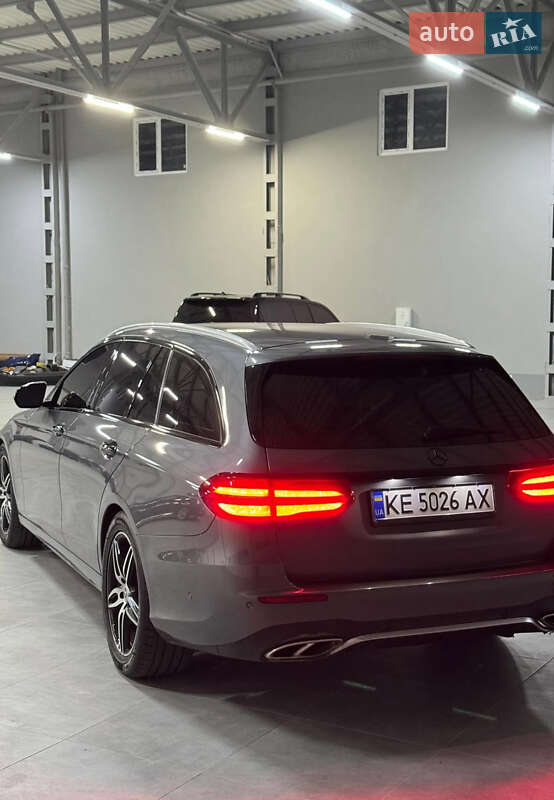 Універсал Mercedes-Benz E-Class 2017 в Дніпрі