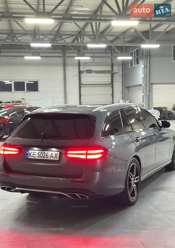 Універсал Mercedes-Benz E-Class 2017 в Дніпрі