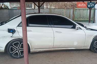Седан Mercedes-Benz E-Class 2015 в Києві