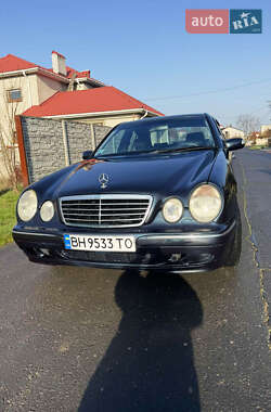 Седан Mercedes-Benz E-Class 2000 в Одессе
