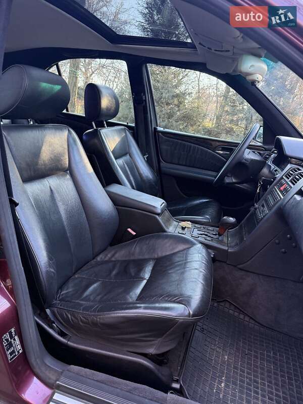 Седан Mercedes-Benz E-Class 1997 в Запорожье