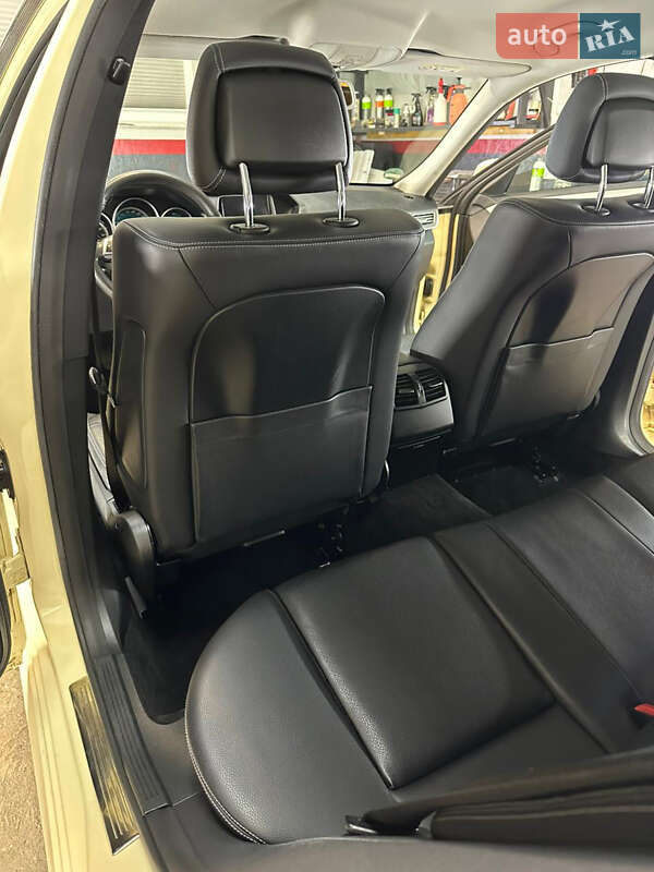 Універсал Mercedes-Benz E-Class 2016 в Чернівцях