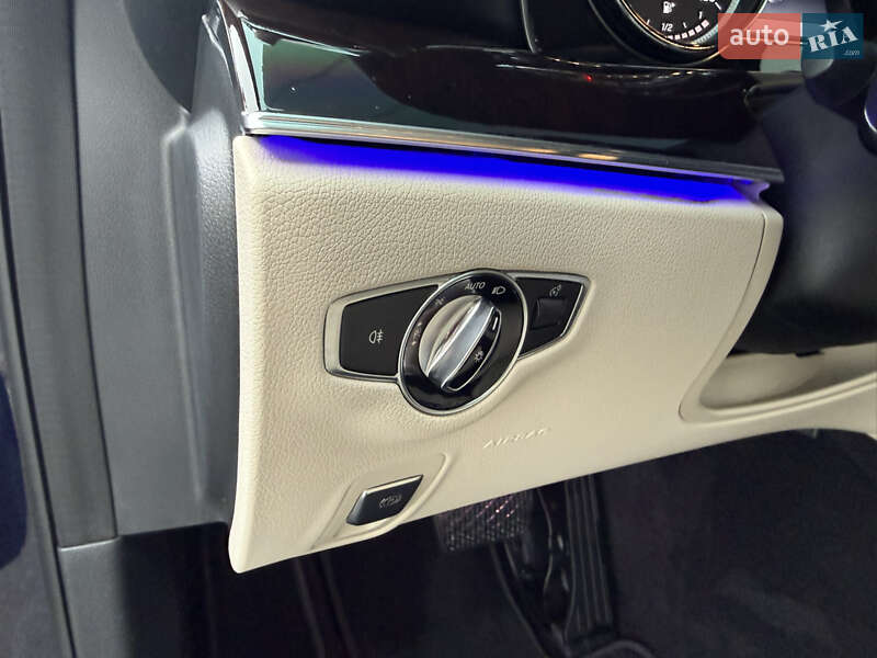 Седан Mercedes-Benz E-Class 2017 в Львові