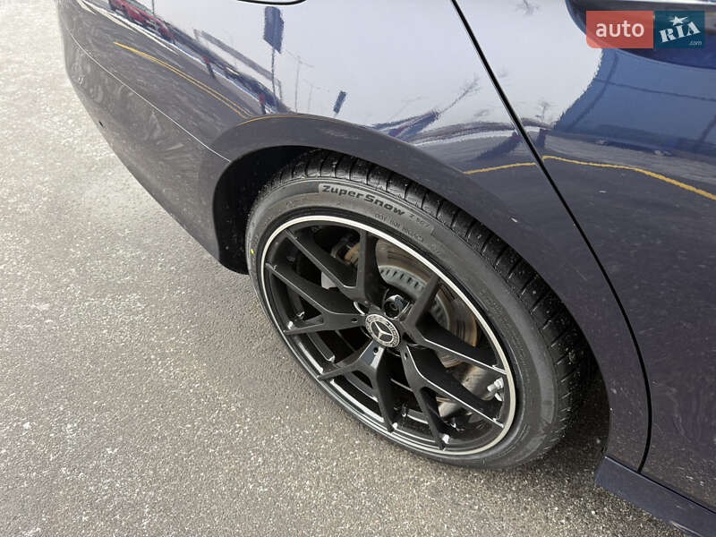 Седан Mercedes-Benz E-Class 2017 в Львові