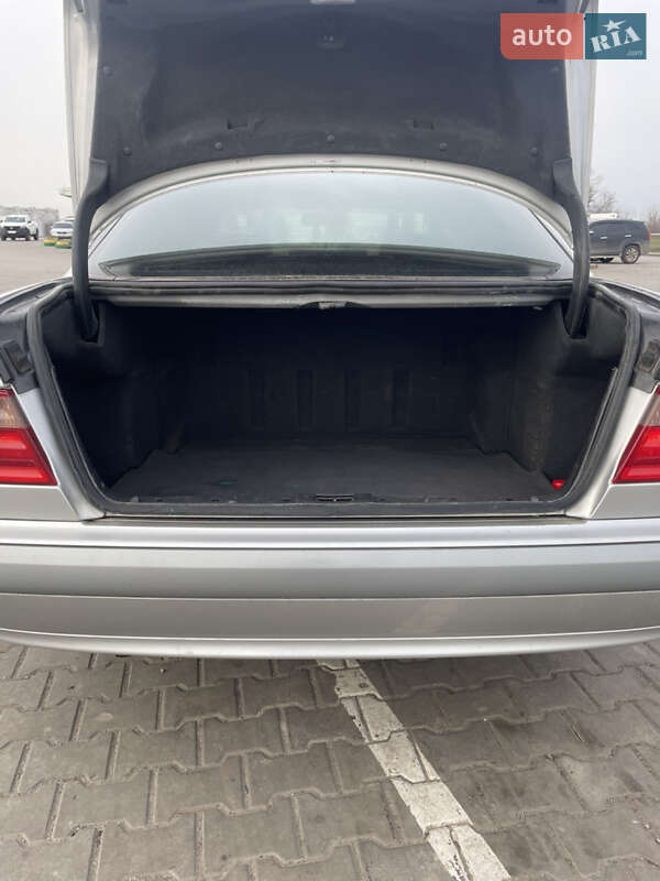 Mercedes-Benz E-Class 2002 Mercedes-Benz E-Class 2002