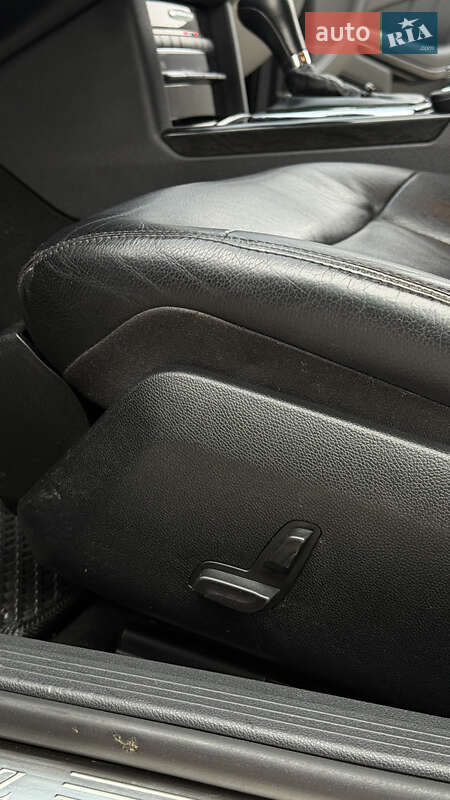 Седан Mercedes-Benz E-Class 2011 в Хусті