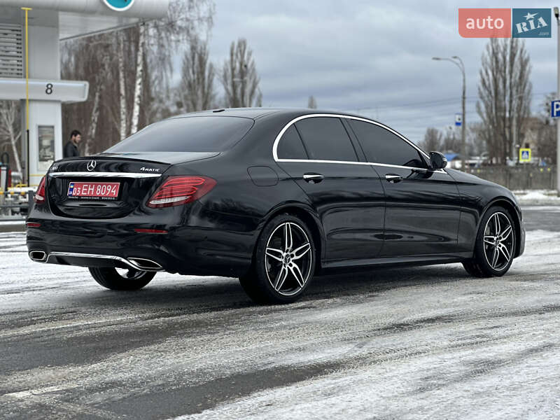 Седан Mercedes-Benz E-Class 2016 в Києві