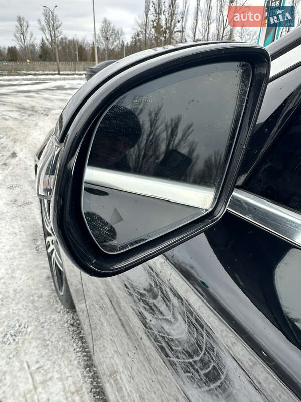 Седан Mercedes-Benz E-Class 2016 в Києві