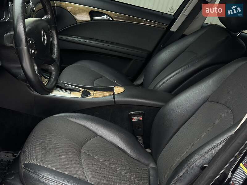 Седан Mercedes-Benz E-Class 2007 в Охтирці