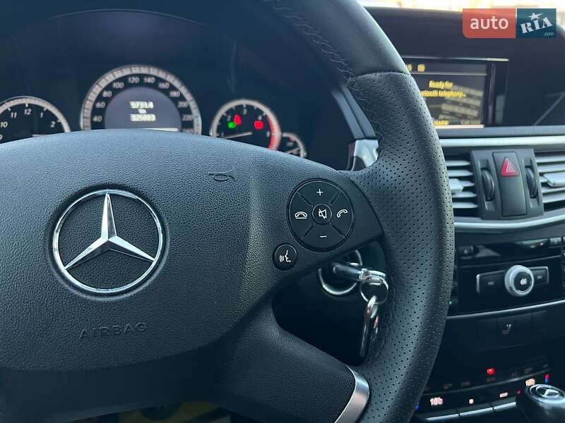 Седан Mercedes-Benz E-Class 2010 в Івано-Франківську
