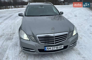Универсал Mercedes-Benz E-Class 2012 в Звягеле