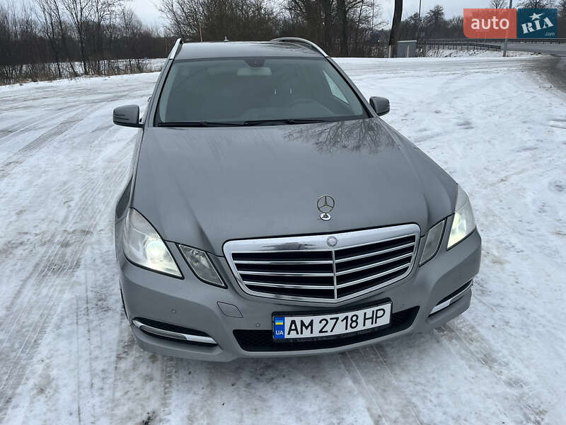 Mercedes-Benz E-Class 2012