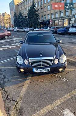 Седан Mercedes-Benz E-Class 2002 в Миколаєві