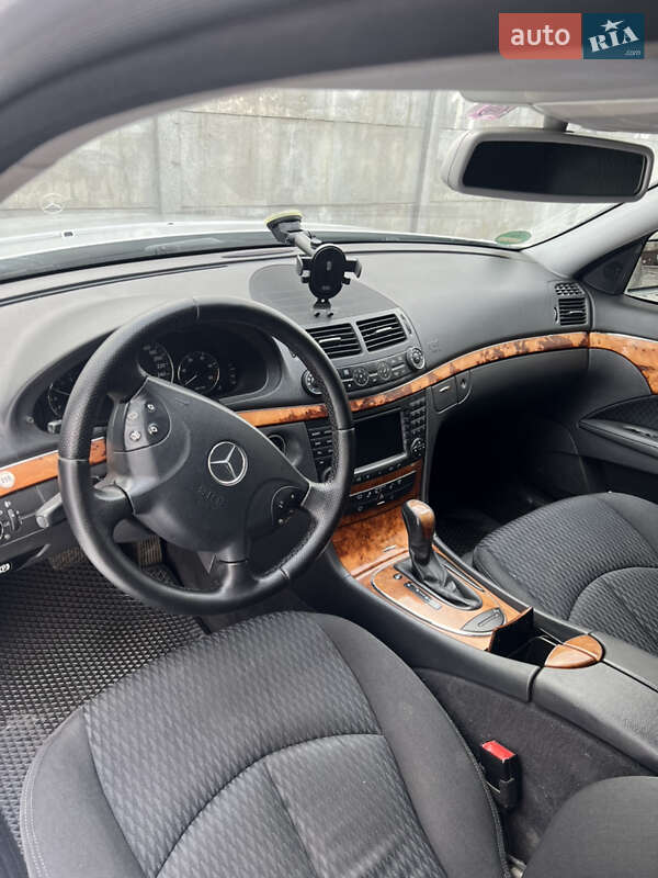 Универсал Mercedes-Benz E-Class 2005 в Нововолынске