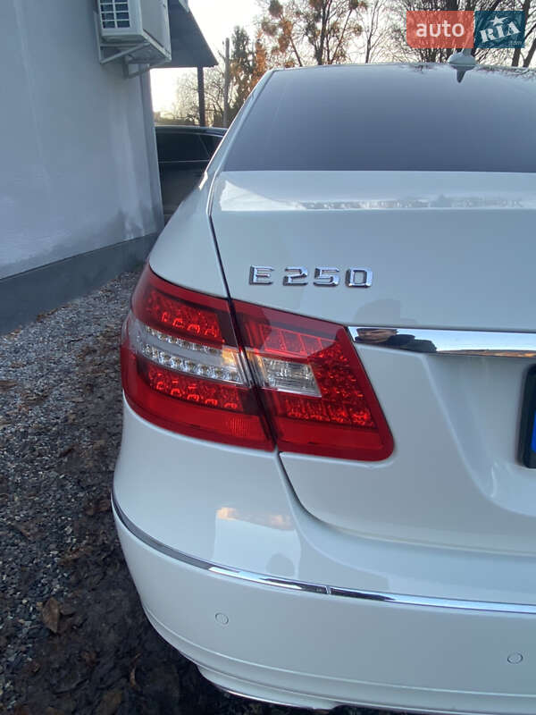 Седан Mercedes-Benz E-Class 2012 в Хмельнике