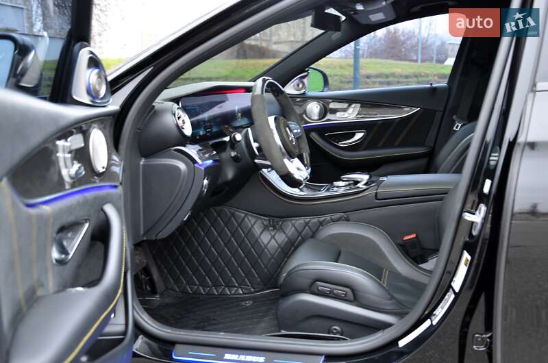 Седан Mercedes-Benz E-Class 2019 в Києві