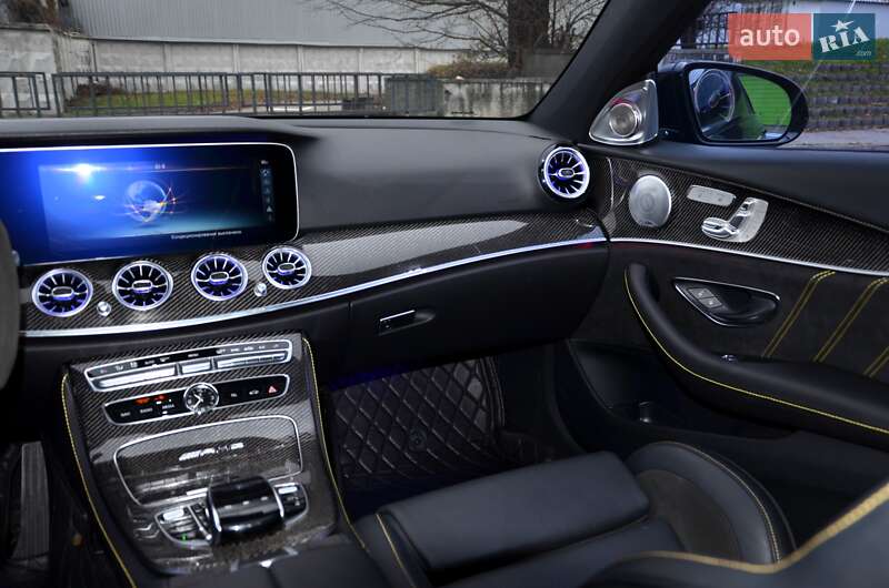 Седан Mercedes-Benz E-Class 2019 в Києві