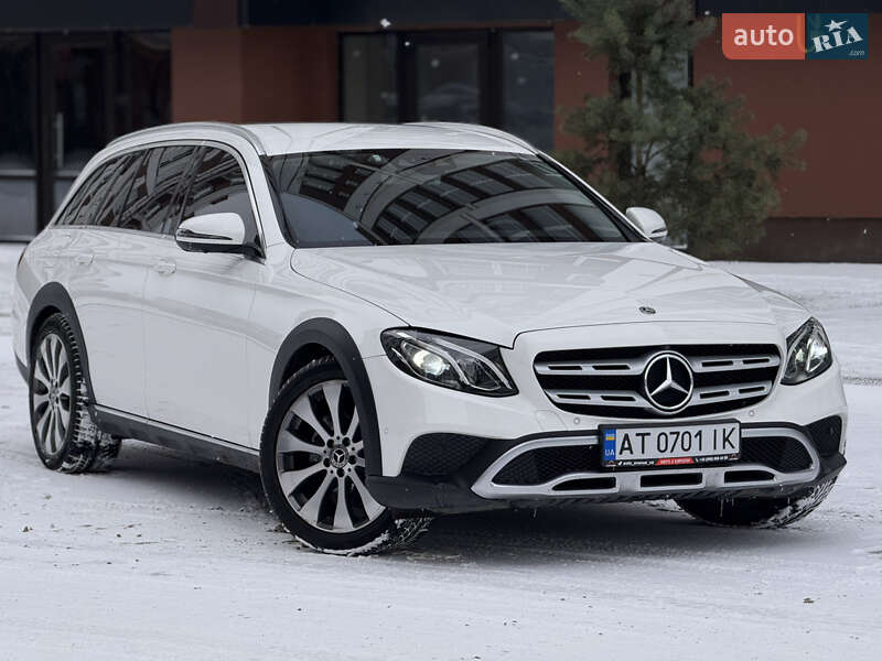 Універсал Mercedes-Benz E-Class 2017 в Івано-Франківську