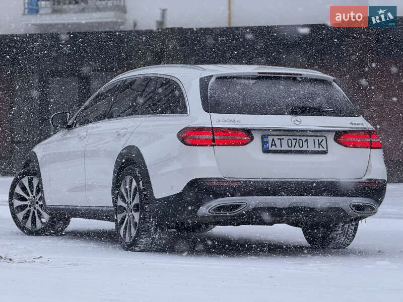 Універсал Mercedes-Benz E-Class 2017 в Івано-Франківську