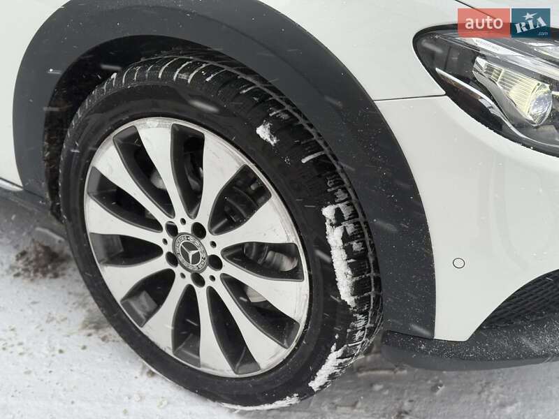 Універсал Mercedes-Benz E-Class 2017 в Івано-Франківську