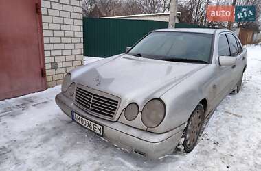 Седан Mercedes-Benz E-Class 1998 в Бердичеве