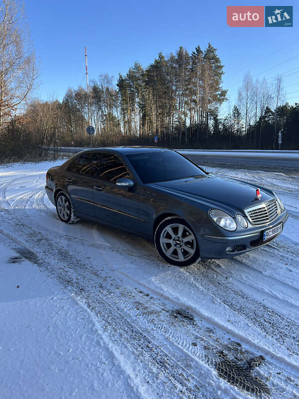 Седан Mercedes-Benz E-Class 2005 в Ковеле