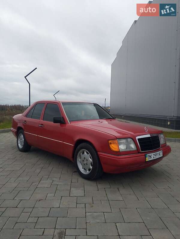 Седан Mercedes-Benz E-Class 1995 в Рівному фото 6 Седан Mercedes-Benz E-Class 1995 в Рівному