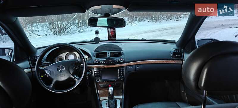 Седан Mercedes-Benz E-Class 2004 в Рівному фото 12 Седан Mercedes-Benz E-Class 2004 в Рівному