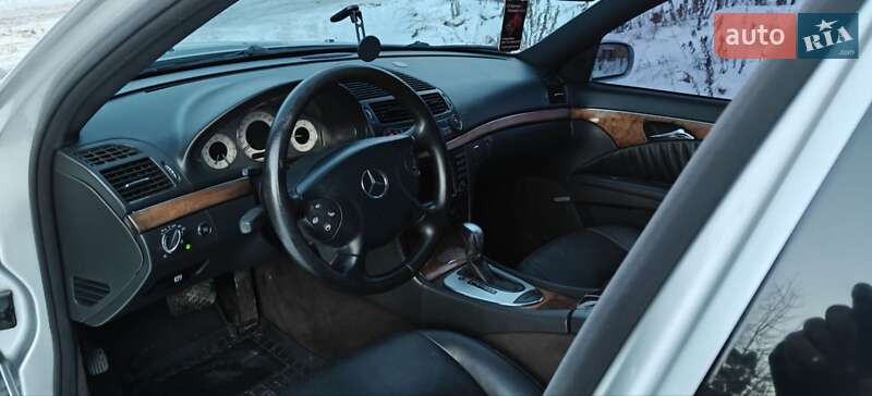 Седан Mercedes-Benz E-Class 2004 в Рівному фото 21 Седан Mercedes-Benz E-Class 2004 в Рівному