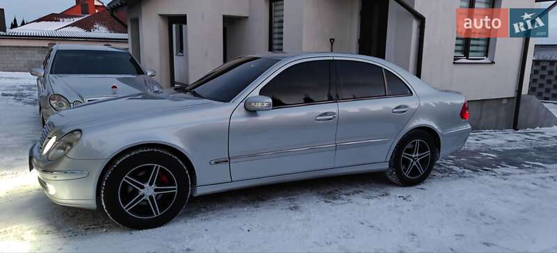 Седан Mercedes-Benz E-Class 2004 в Рівному фото 50 Седан Mercedes-Benz E-Class 2004 в Рівному