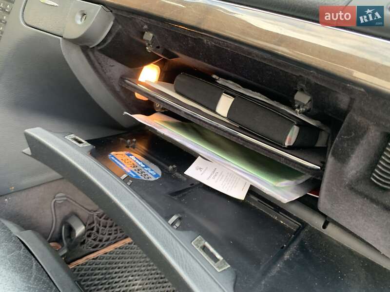 Седан Mercedes-Benz E-Class 2002 в Надвірній фото 55 Седан Mercedes-Benz E-Class 2002 в Надвірній