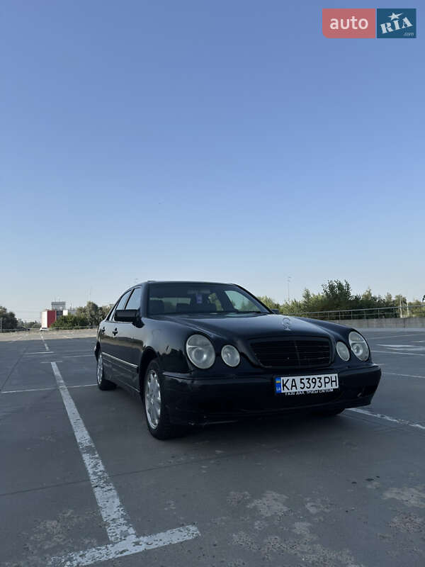 Mercedes-Benz E-Class 1998