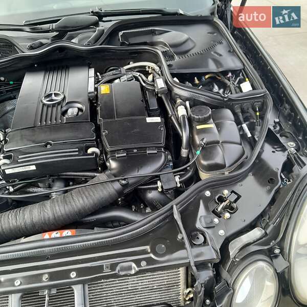 Седан Mercedes-Benz E-Class 2005 в Бердичеві