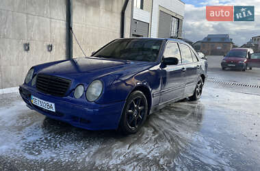 Седан Mercedes-Benz E-Class 2000 в Городенці