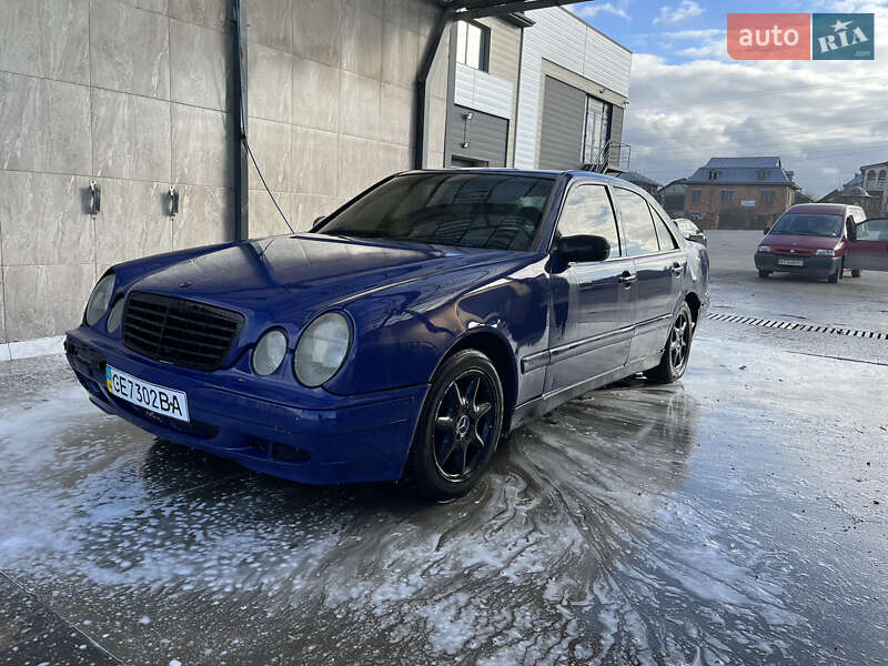Mercedes-Benz E-Class 2000