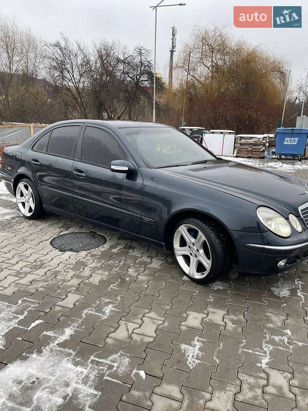 Седан Mercedes-Benz E-Class 2004 в Мукачевому фото 5 Седан Mercedes-Benz E-Class 2004 в Мукачевому