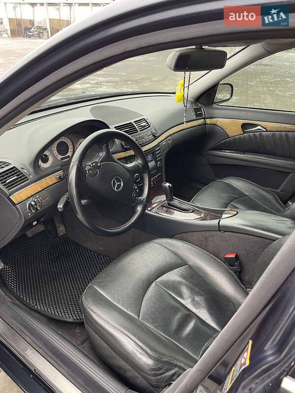 Седан Mercedes-Benz E-Class 2004 в Мукачевому фото 11 Седан Mercedes-Benz E-Class 2004 в Мукачевому