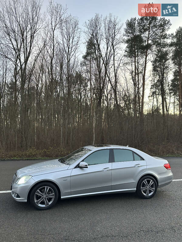 Седан Mercedes-Benz E-Class 2009 в Ковелі фото 8 Седан Mercedes-Benz E-Class 2009 в Ковелі