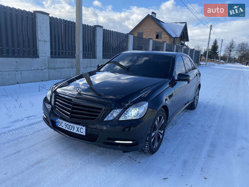 Mercedes-Benz E-Class 2010 Mercedes-Benz E-Class 2010