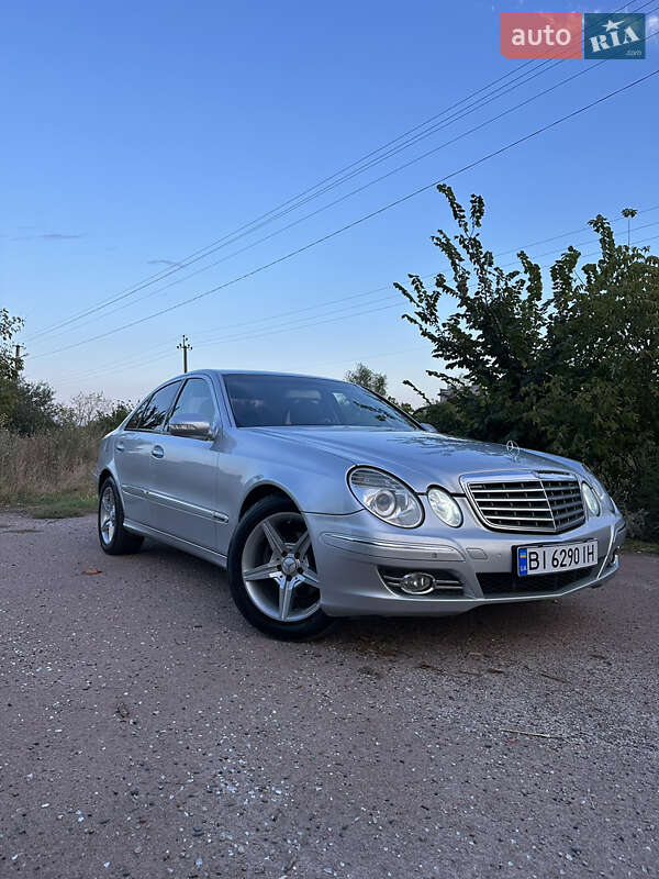 Седан Mercedes-Benz E-Class 2007 в Засуллі фото 4 Седан Mercedes-Benz E-Class 2007 в Засуллі