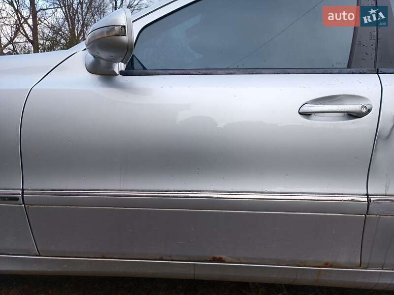 Седан Mercedes-Benz E-Class 2006 в Яремчі